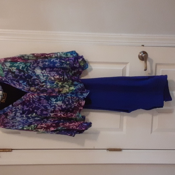 Chicos Multi Colored Top Size 2 - Picture 5 of 7